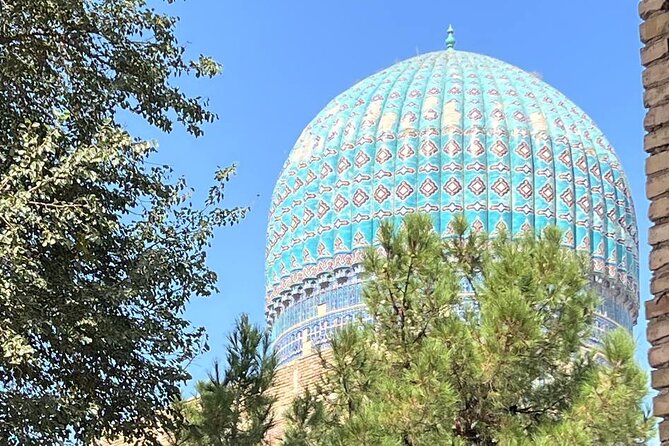 1 or 2 days trip to Samarkand from Tashkent - Bibi-Khanym Mosque and the character of Siyob Bazaar