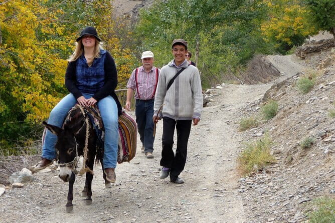 2 Day Ukhum Hiking Tour from Bukhara - Day One: The Four-Hour Ride to Ukhum Village