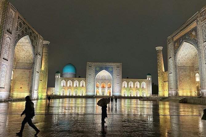 6- Day Private Tour to Tashkent, Khiva, Bukhara and Samarkand - Day 2: Khiva and the walled world of Itchan Kala