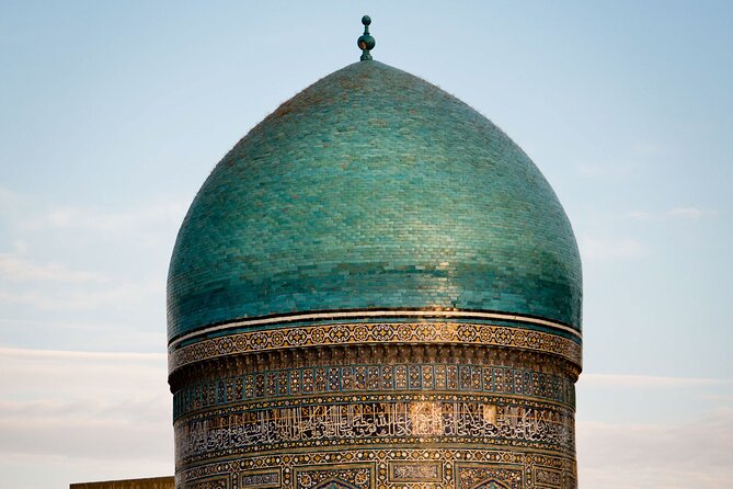 8-Day Private Tour in Uzbekistan with Pick Up - Day 6: Walking inside Khiva’s Itchan Kala