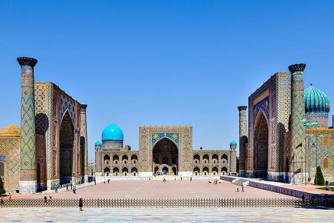 A City Tour Of Samarkand: The Pearl Of The East - What the guides add to the experience