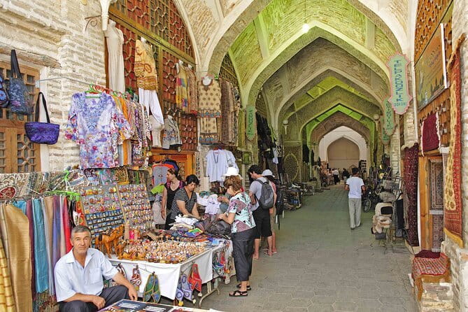 A Complete Chapter To Old Bukhara - Mir-i-Arab Madrasa and the heart of the old center