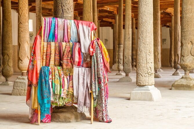 Best of Khiva: Exclusive Private Tour! - Entering Itchan Kala and its walled streets