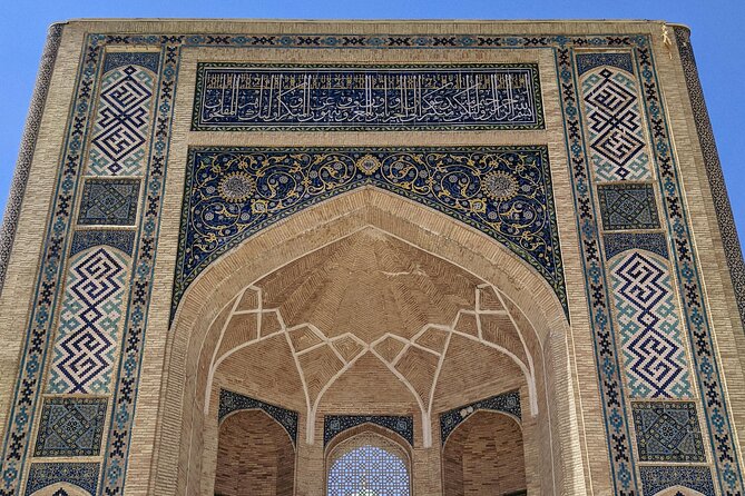Bukhara City Walking Tour - Bolo Hauz Mosque closes the circuit