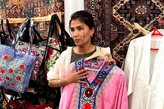 Bukhara in a Day History, Culture, and Local Insight Private Tour - Magoki Attori and the craft lesson behind silk carpets