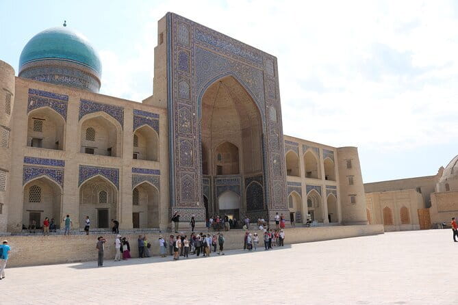 Bukhara: Private Guided Walking Tour with Hotel Pickup - Poi Kalyan, the visual center of the route