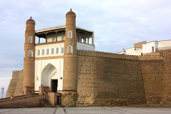 Bukhara Walking Tour - A two-minute puppet show with a local twist