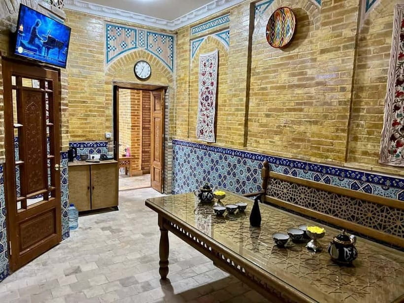 Bukharian Bath in Ancient Hammam with Massage - Tea, sweets, and the slower finish