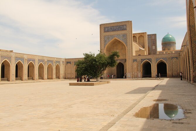 Discover Bukhara One Day Group Experience - Why this $25 Bukhara tour offers good value
