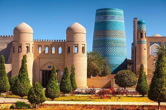 Khiva day tour - Pakhlavan Makhmud Mausoleum