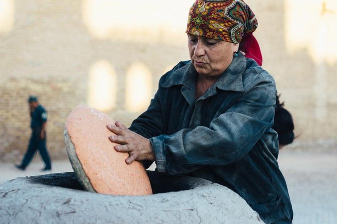 Master Class - Uzbek Bread (Khiva) - Is $15 a fair price in Khiva?