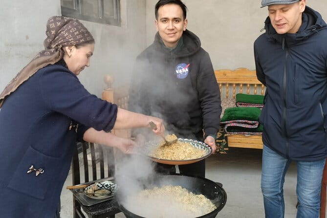 Plov Cooking Class at Local Uzbek House - Starting at Siyob Bazaar with Ali