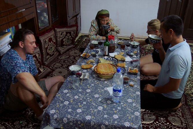 Private Samarkand Cooking Class with Market Tour & Transfers - Starting at the neighborhood market near the railway station