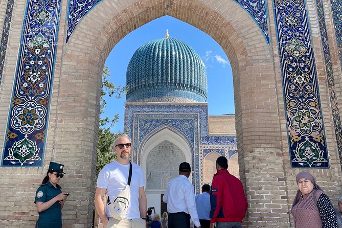 Samarkand City Tour with a Professional Photographer - Siab Bazaar: finish with everyday Samarkand