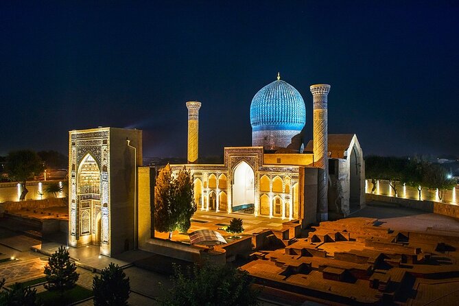 Samarkand: Historical Monuments Group Walking Tour - What the guide adds to the experience