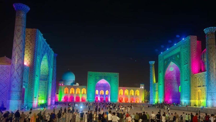 Samarkand Moonlight Tour: A Timeless Night Experience - Six details that shape the evening