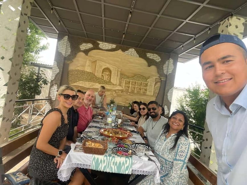 Samarkand: Uzbek Cooking Class in a Village Home - Arriving at a traditional Uzbek home