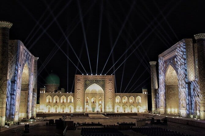 Samarkand Walking Tour - Bibi Khanym Mosque and the story of imperial ambition