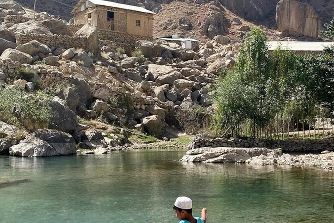Tadjikistan 7 Lakes Day Trip from Samarkand with Lunch - Lunch, picnic stops, and what you should clarify