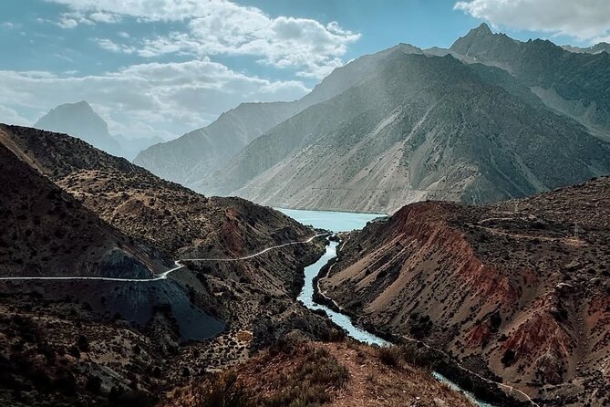 Tadjikistan 7 Lakes Day Trip from Samarkand with Lunch - Border travel and practical planning