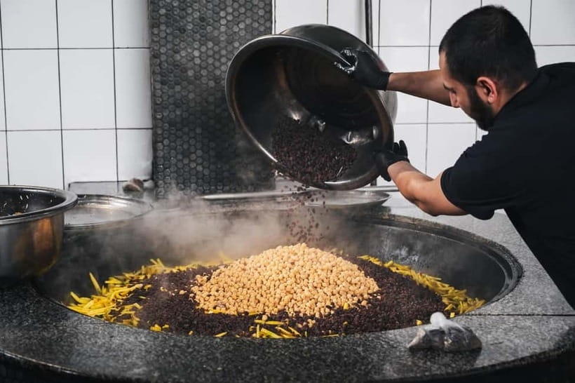 Tashkent: 4 Hour Food Tour and Metro Journey with a Guide - Why combine Tashkent food and metro stations?
