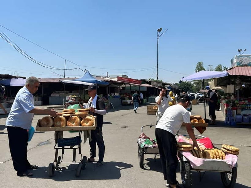 Tashkent: 4 Hour Food Tour and Metro Journey with a Guide - Should you book the Tashkent food and metro tour?