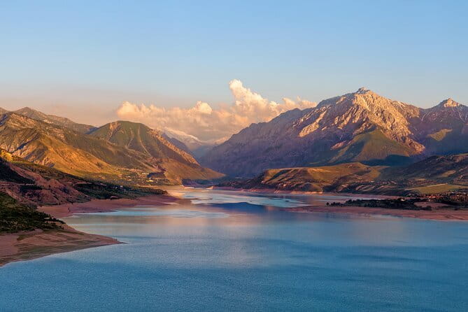 Tashkent Chimgan Mountains, Charvak Reservoir and Amirsoy Resort - Amirsoy Resort and the ride to Kumbel Ridge