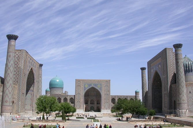 Tashkent Chimgan Mountains, Charvak Reservoir and Amirsoy Resort - Charvak Reservoir for water and a slower hour