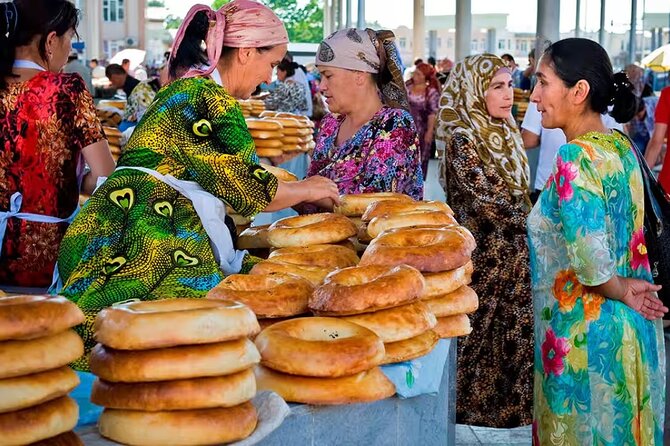 Tashkent Food and Metro Journey - Five details that shape the experience