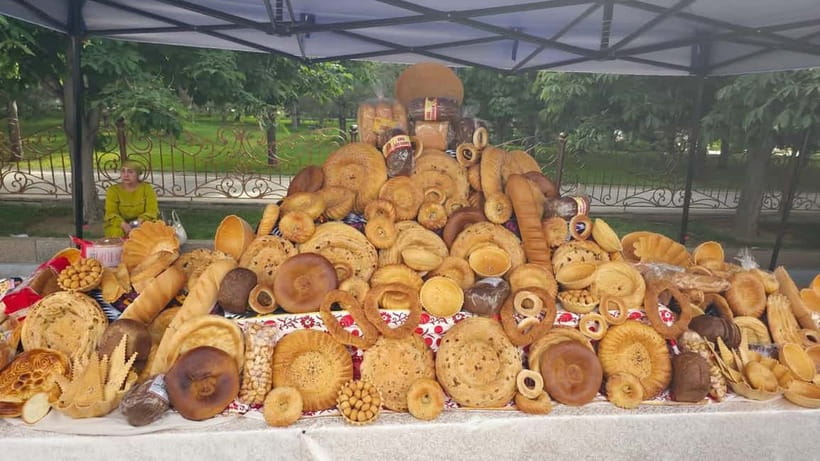 Tashkent: Hidden Gems Walking Tour with Local Snacks - Key points worth knowing