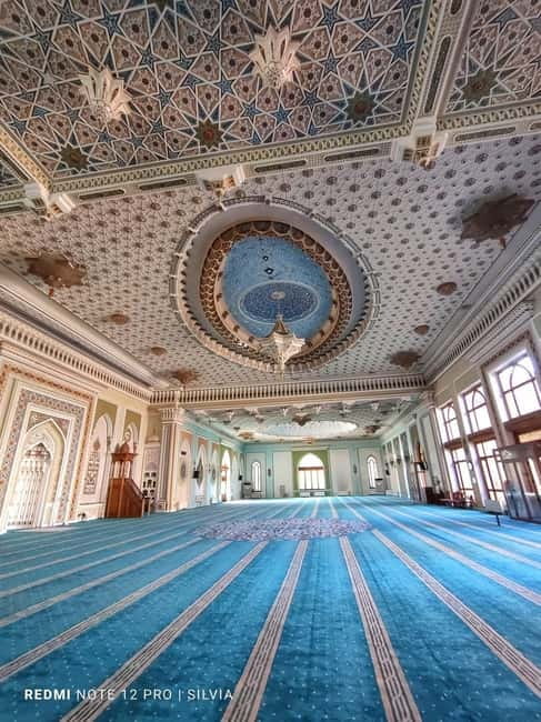 Tashkent: Hidden Gems Walking Tour with Local Snacks - Why this four-hour walk gives you a better first look at Tashkent