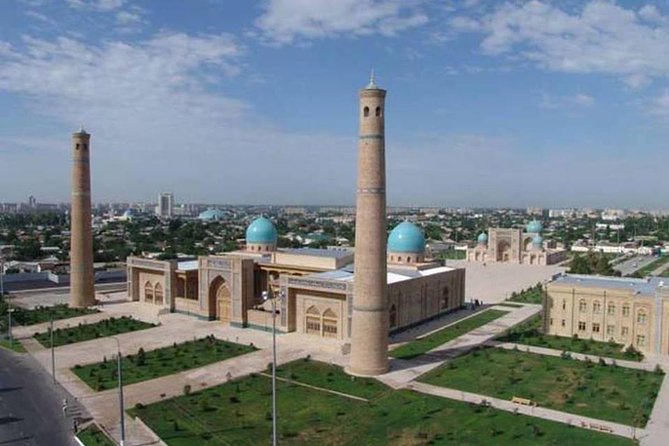 Tashkent Tour - One hour at the Museum of Applied Art