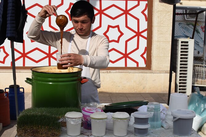Tashkent Vegan Street Food Tour - A vegan restaurant near the National Library