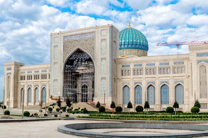 Tashkent Walking & Food Tour: Highlights + Local Flavors - What makes this Tashkent tour worth considering