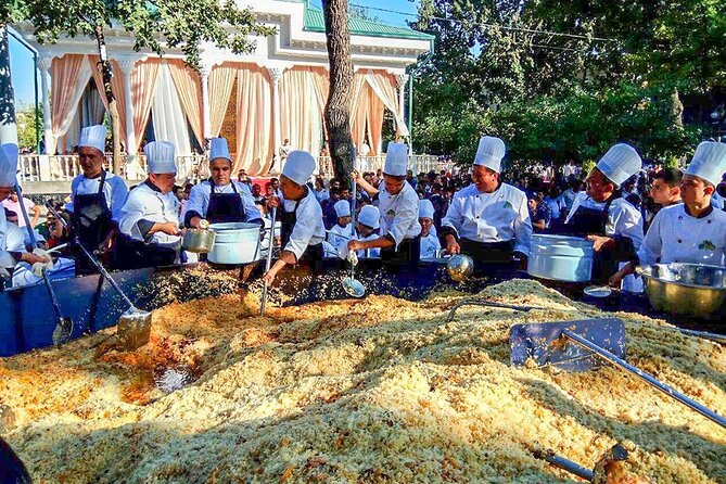 Ten Bites Adventure Food Tour in Tashkent - Starting in Tashkent’s historic heart