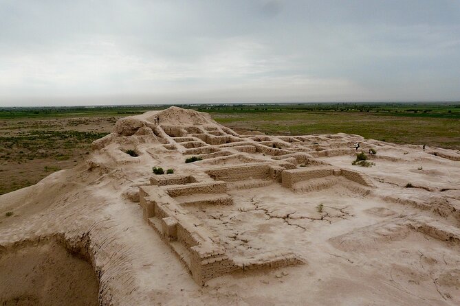 Transfer from Khiva to Bukhara by Fortresses - Toprak Kala, the former royal center